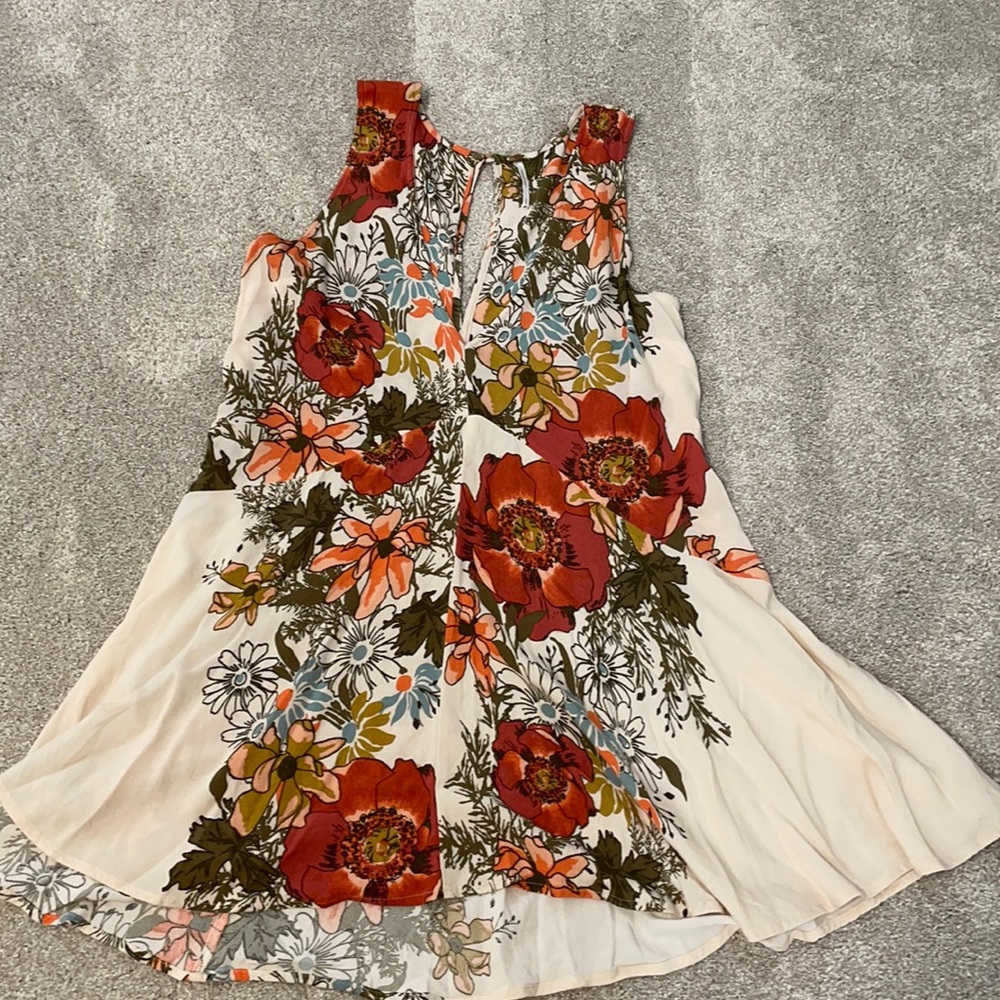 Free People floral dress. Size Small